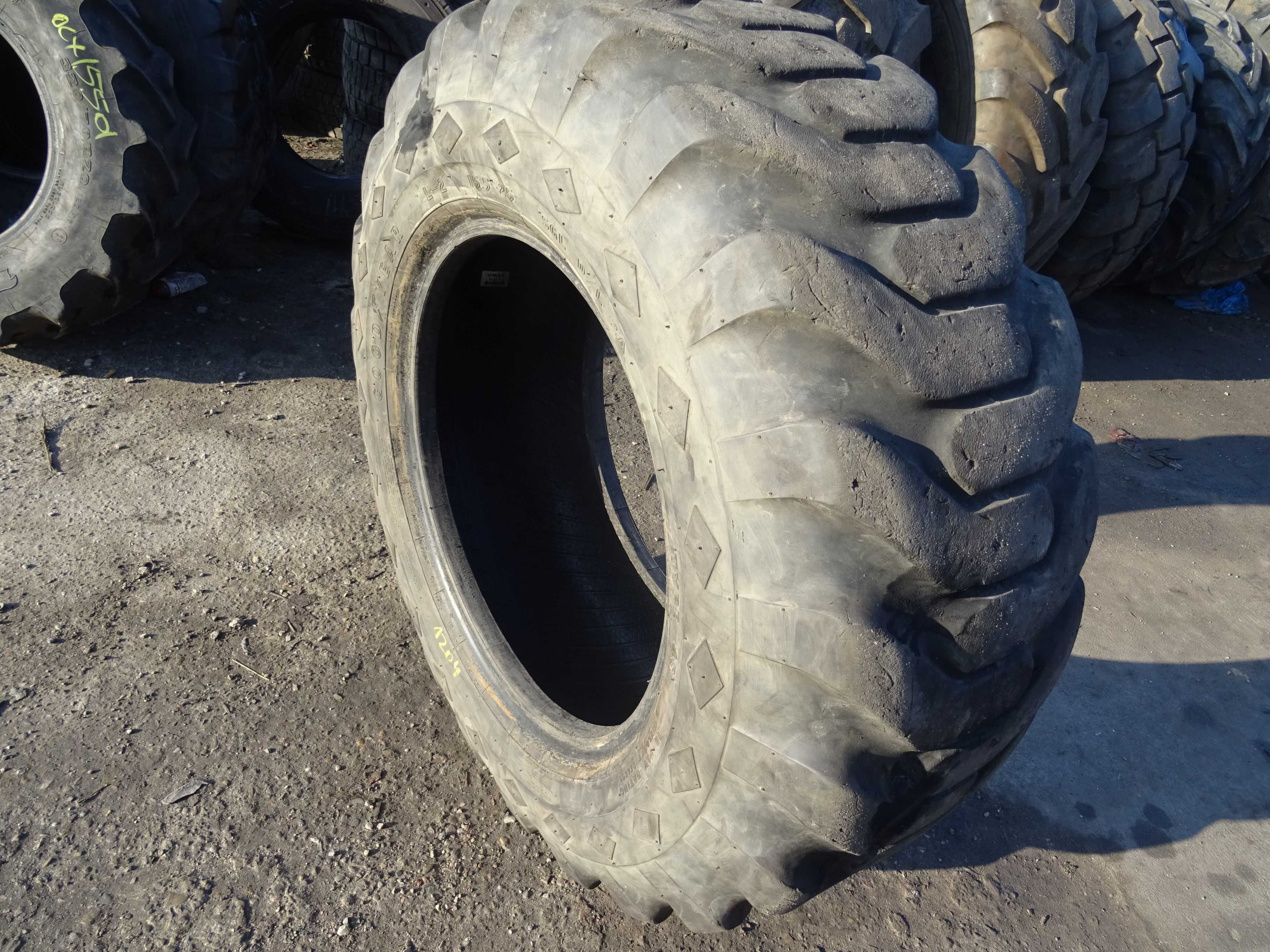 Opona 15.5-25 Goodyear L-Z 12 PR (880 netto)