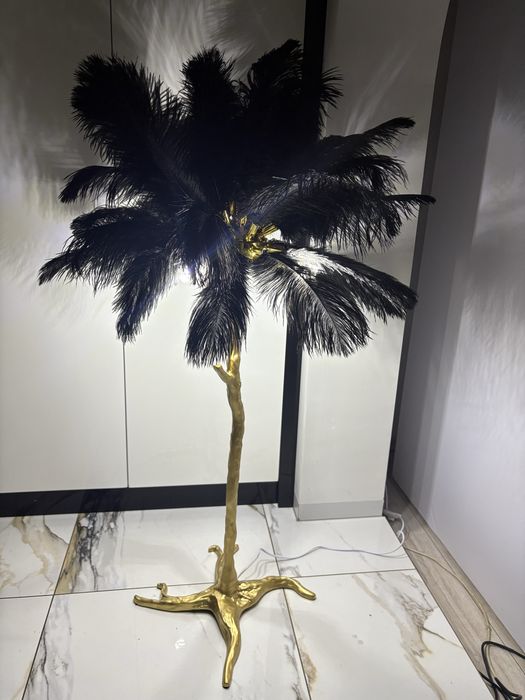 Przesliczna lampa podlogowa z piorami 120 cm wysokosc