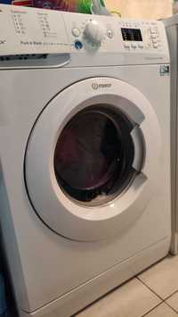 Pralka Indesit BWSA61253