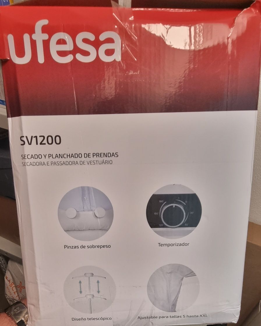 Suszarka i prasowalnica do koszul Ufesa SV1200