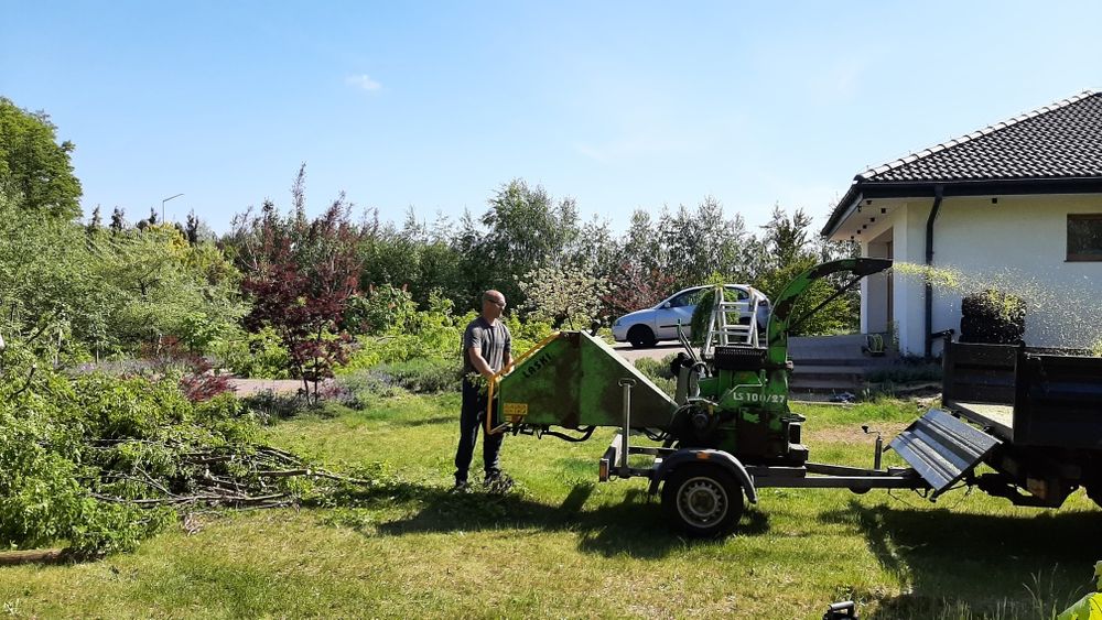 Wycinanie przycinanie drzew, Usługi rębakiem do gałęzi