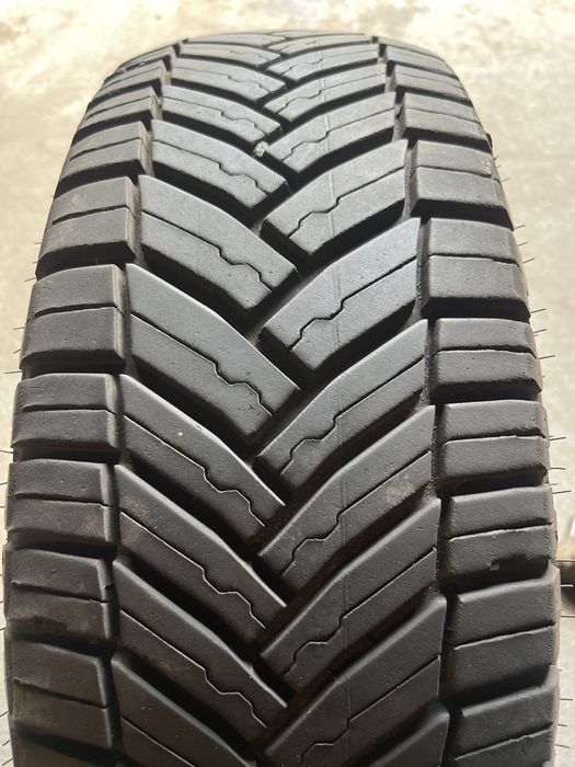 215/60/17C Michelin Agilis CrossClimate idealny stan 7,3mm 1szt