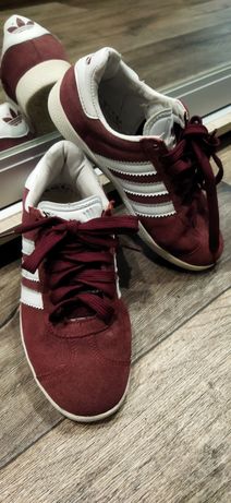 Фирменные кроссовки "Adidas" 36 размер