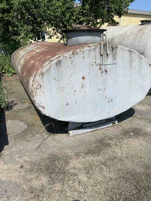 емкость, бочка, бак металлическая, 8,12, 5.5 м3