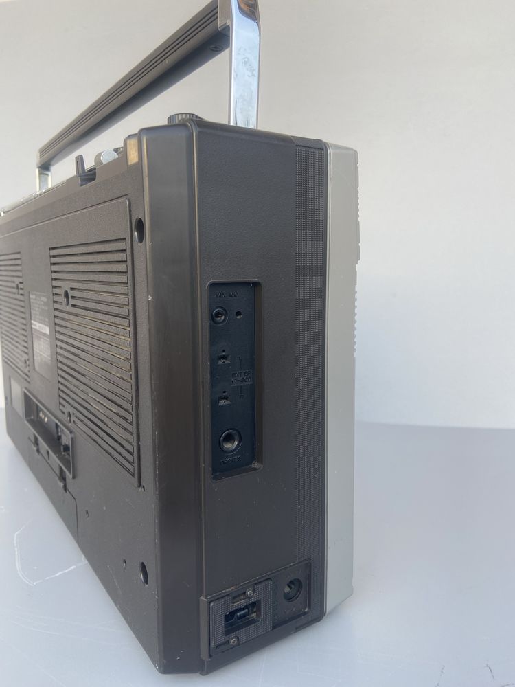 Sharp GF-6060H Stereo Radio - Tape Recorder