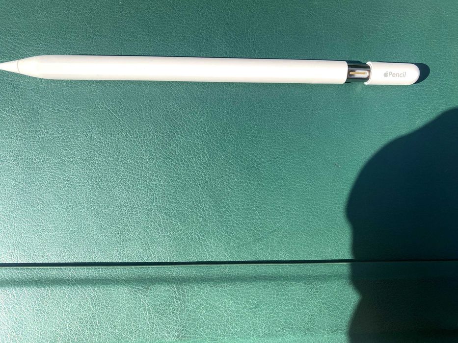 Продам Apple Pencil Type-C
