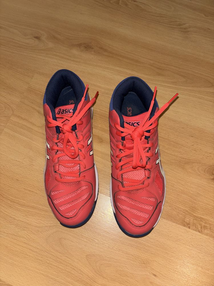 Ténis Modelo ASICS Gel-beyond 5 MT B650N