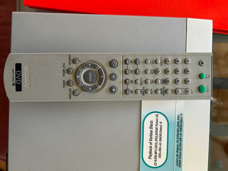 Comando de DVD SONY RMT-D166P