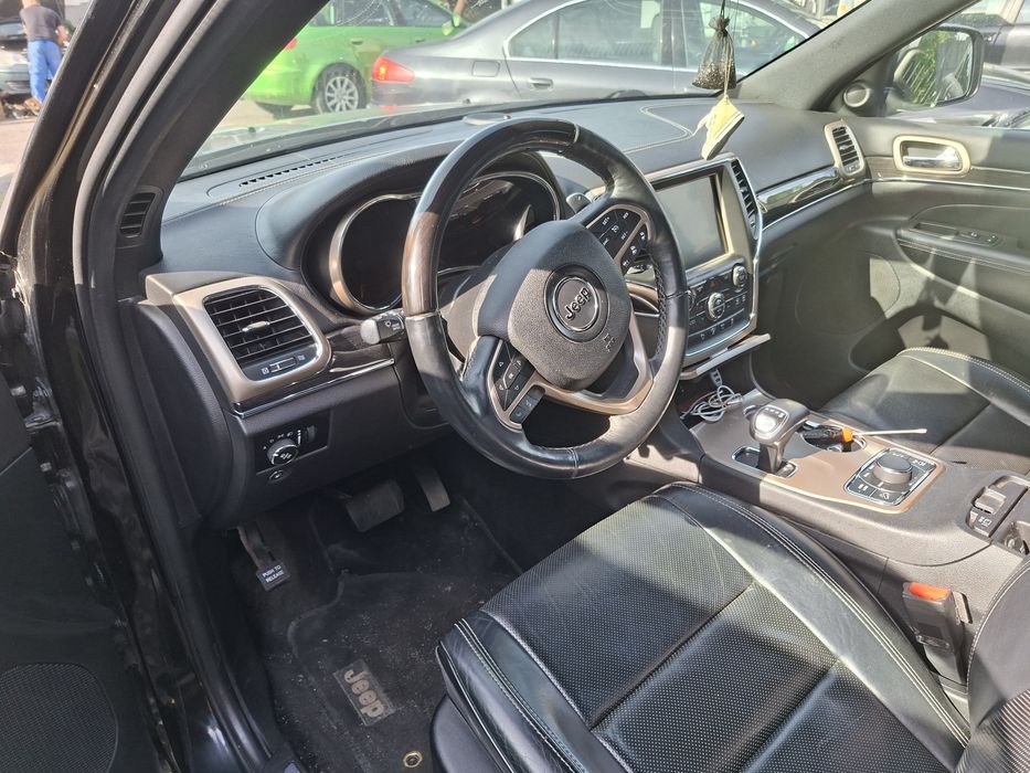 Sprzedam Jeep Grand Cherokee 3.0 d uszkodzony silnik
