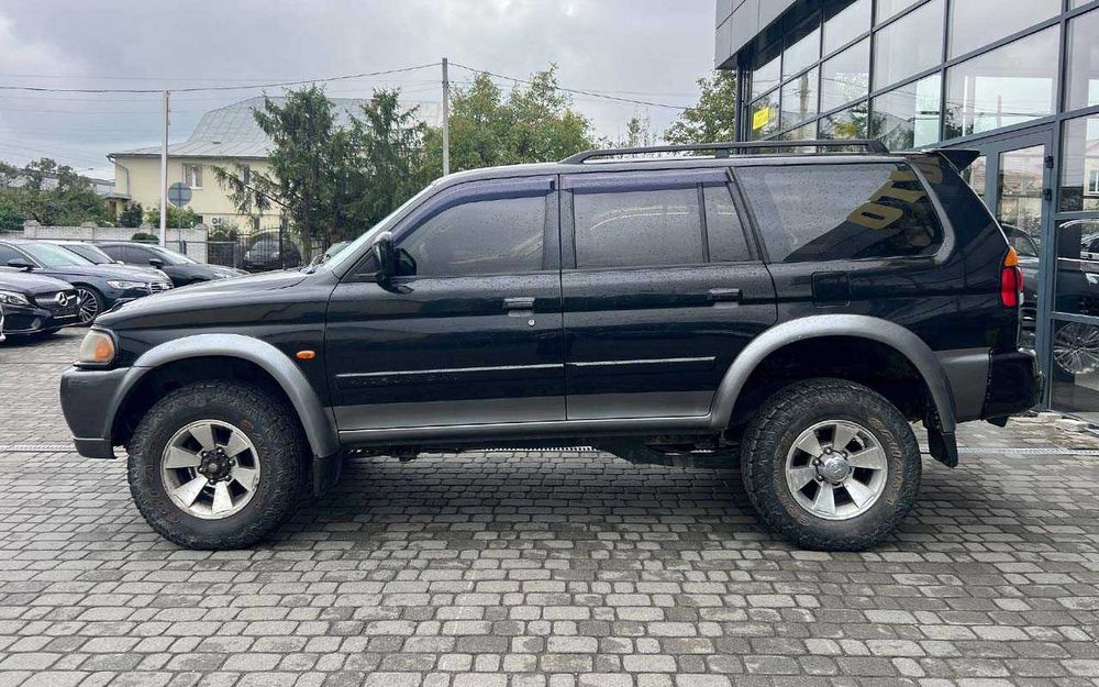 Mitsubishi Pajero Sport 2004