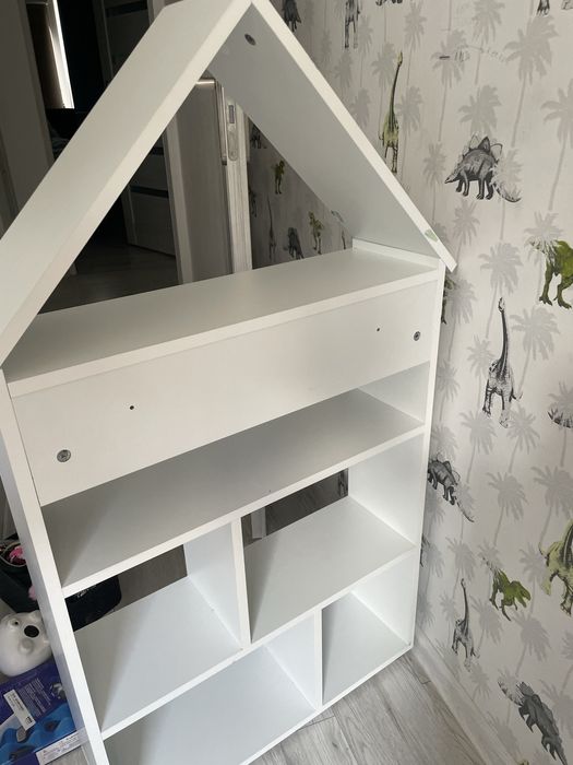 Regał na książki/zabawki - domek