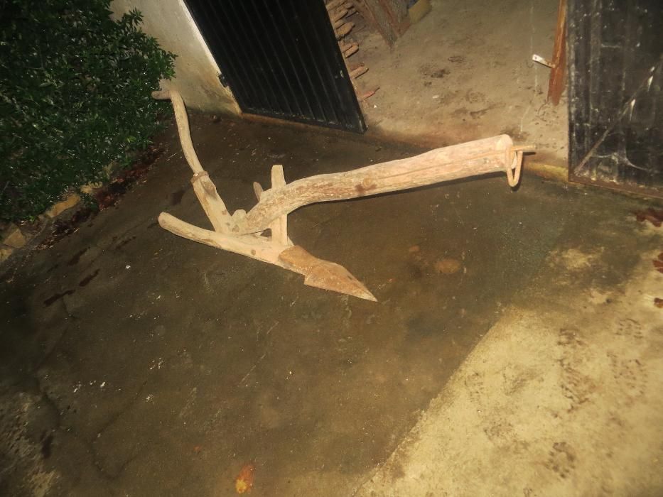 charrua de bois de madeira bico em ferro novo