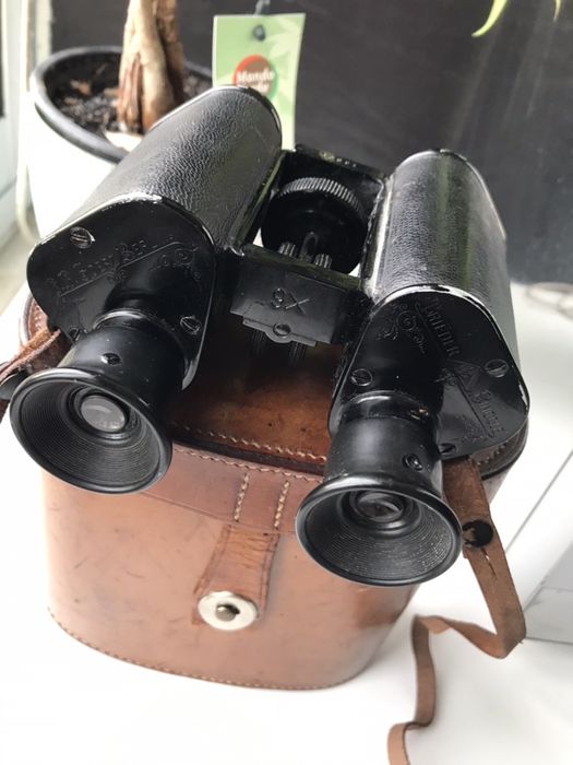 Binoculos Vintage CPGoerz Berlin 9x -Trieder