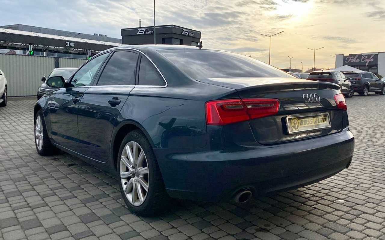 Audi A6 2012 року