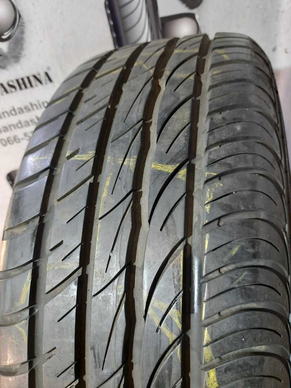 Шини сток 215/50 R17 BARUM Bravuris 2 б/в літо склад