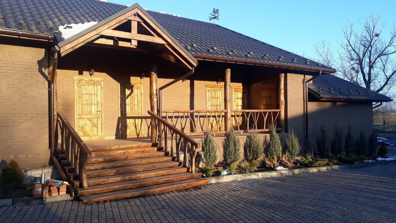 Садові меблі, альтанки, перголи,гойдалки, покрівлі.