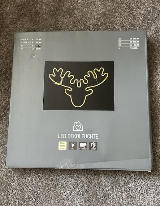 Neon led renifer na ścianę