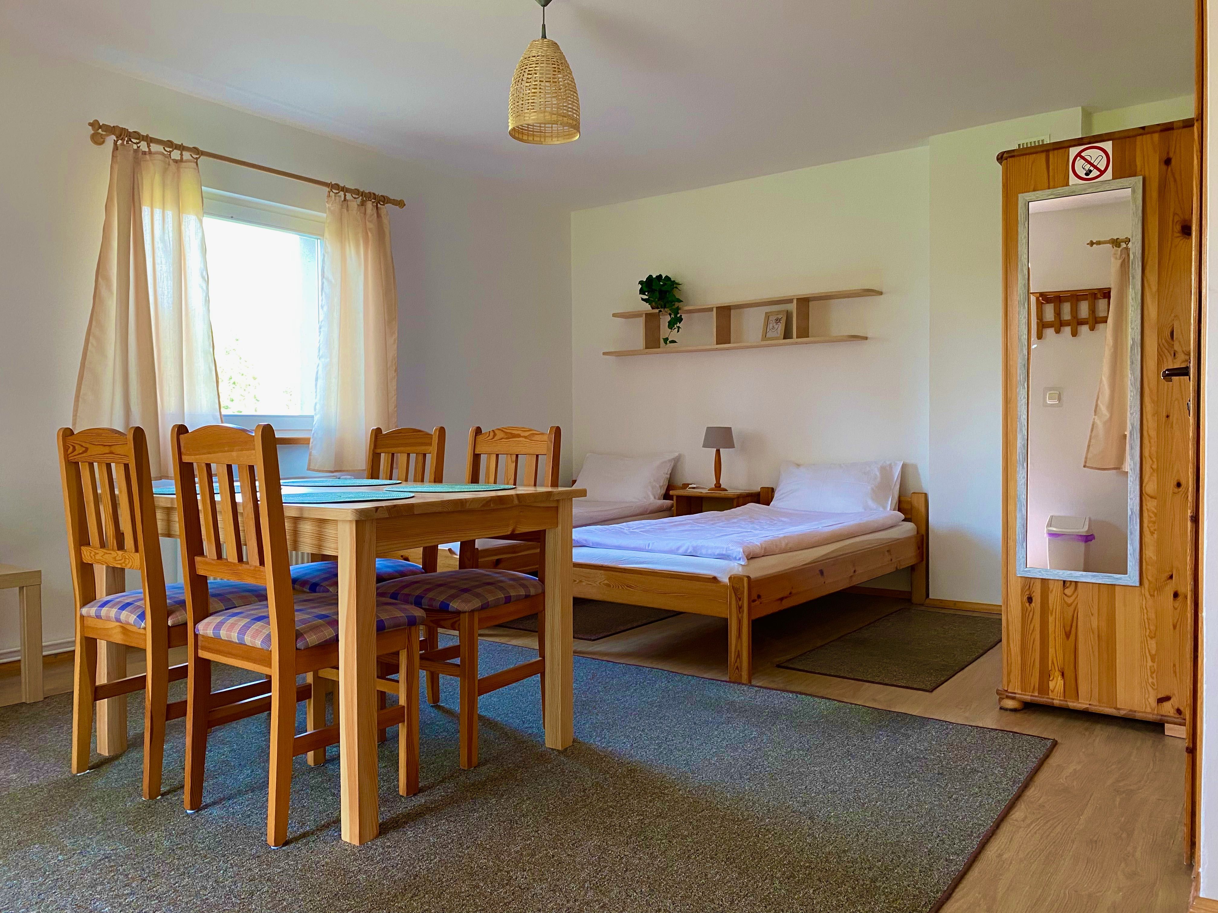 Las i Woda noclegi pokój apartament, mazury , Mikołajki Iznota