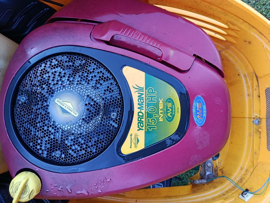 Kosiarka traktorek bez pługa Yard Man, MTD