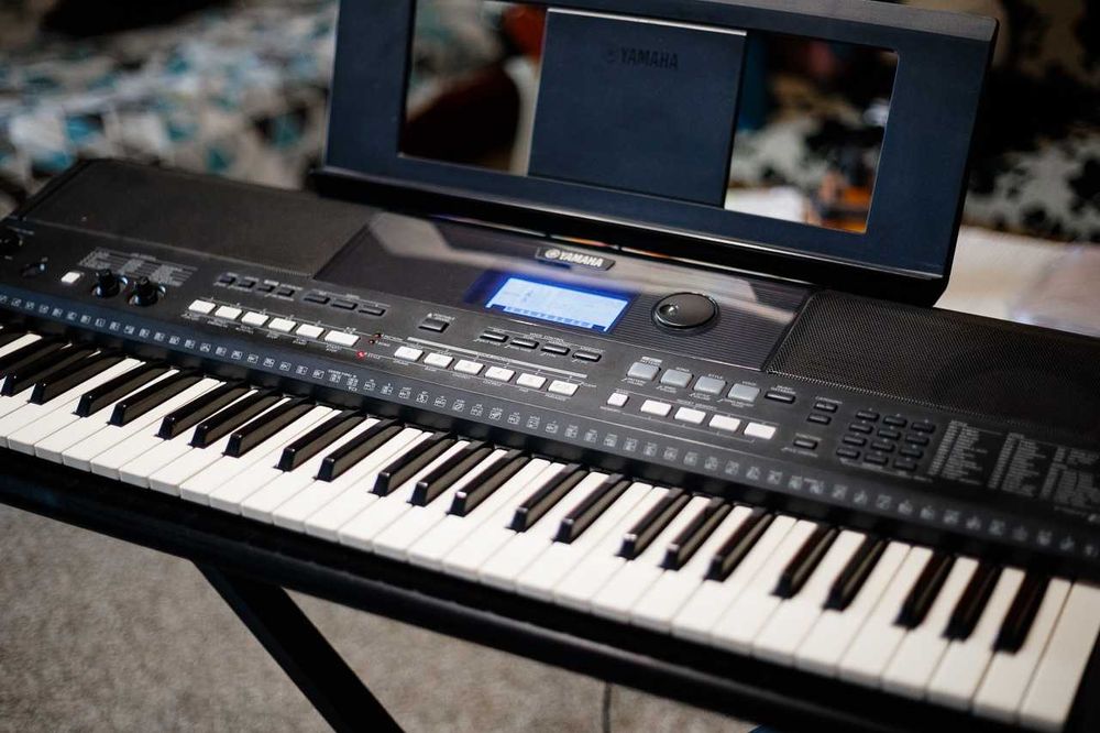 Yamaha PSR-433 – синтезатор із прекрасним звучанням, клавіші як нові