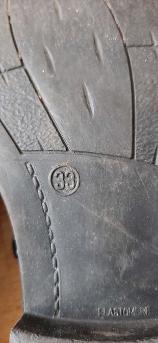 Czarne buty komunijne rozmiar 33