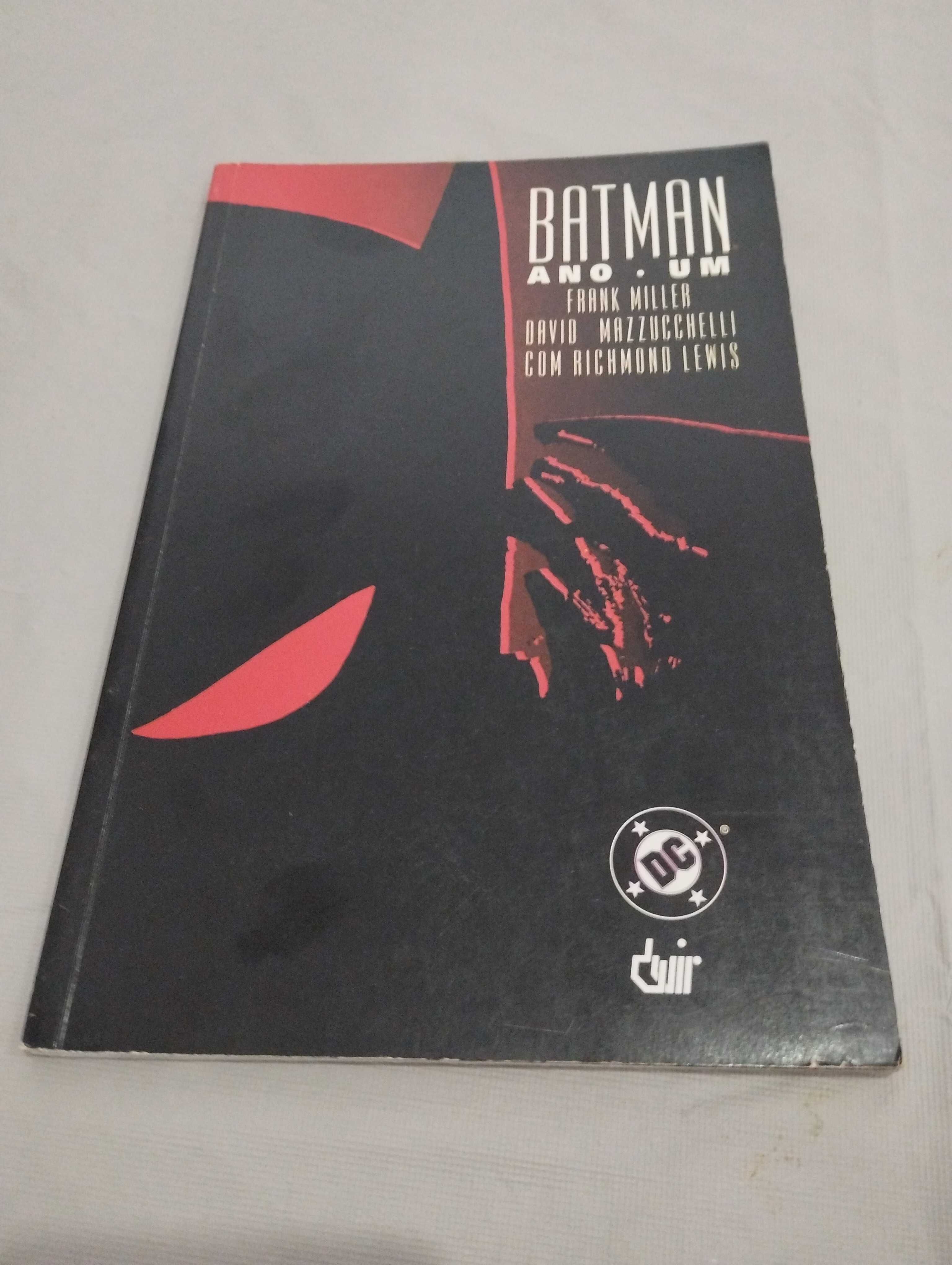 Batman Ano Um - Devir