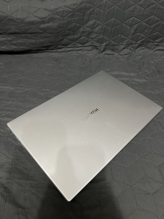 Продам ноутбук Huawei Matebook D14