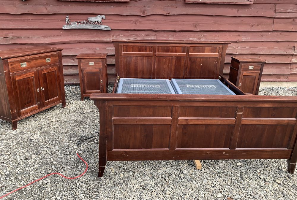 łóżko kolonialne 180/200 stelaż elektr. Komoda, szafki nocne