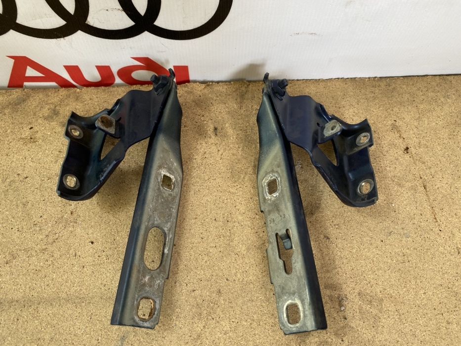 Петлі петля капота завіс кронштейн Audi A4 B8 8K08K0823301D 8K0823302D