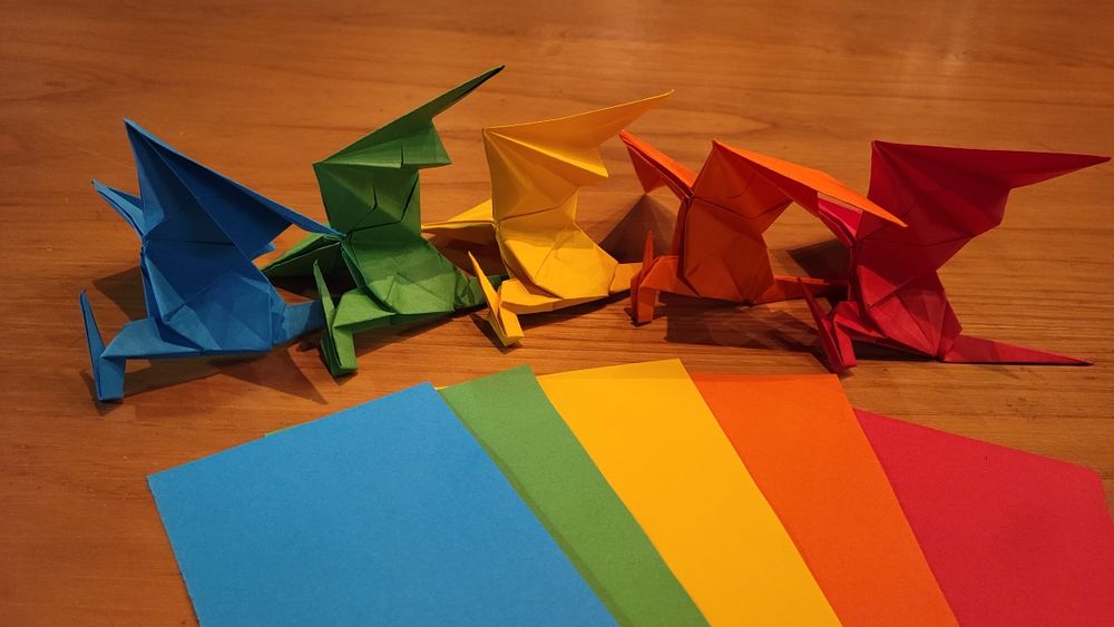 Decoração em Papel - Origami - Dragão Tradicional