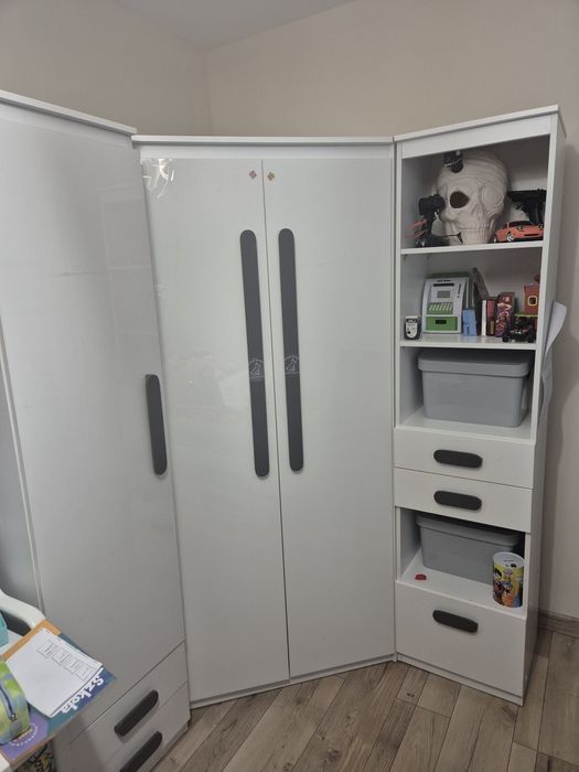 Komplet mebli REPLAY - Szafa narożna, łóżko podwójne, rozsuwane