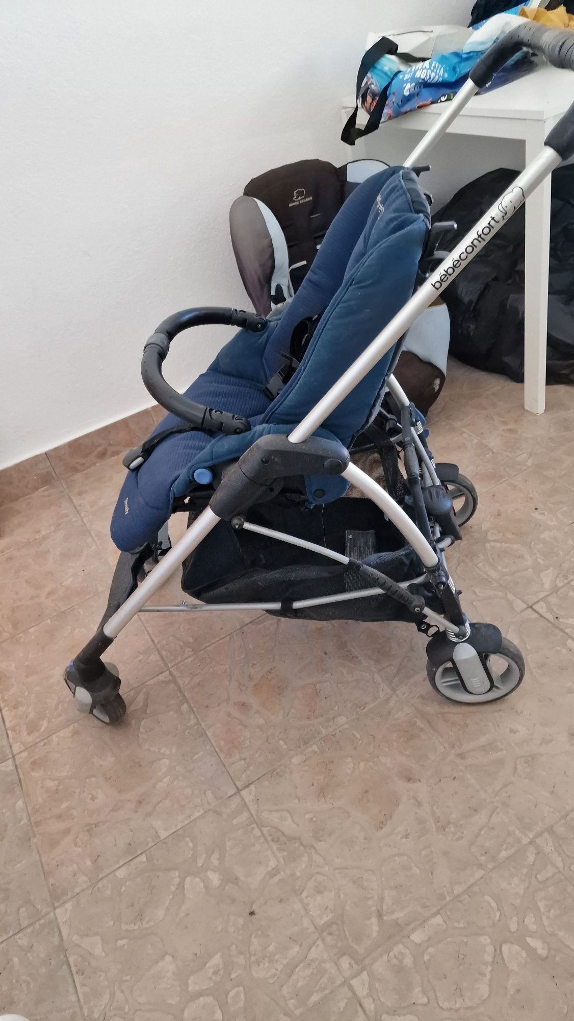 Cadeira passeio bebé
