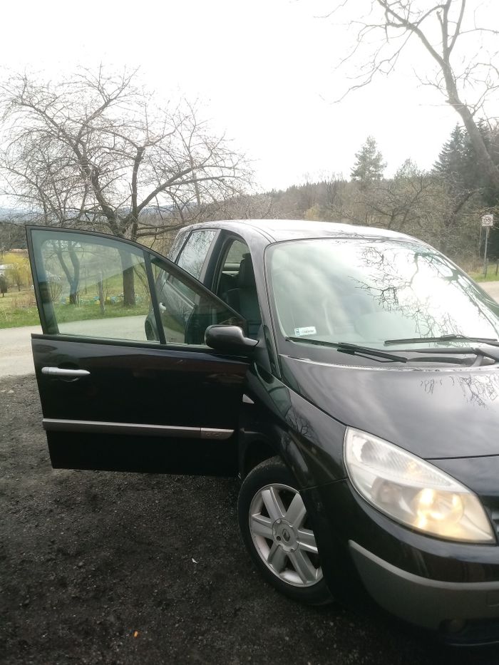 Renault Scenic II 2005 wszystkie części blacharsko-mechaniczne