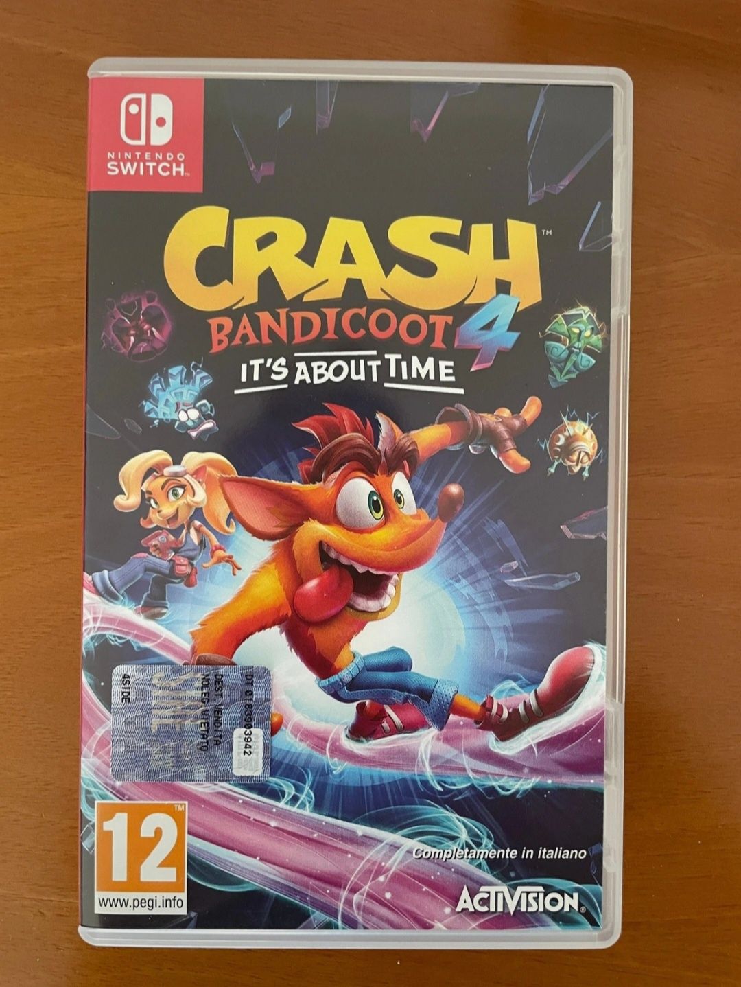 Nintendo switch com crash bandicoot 4 e acessórios