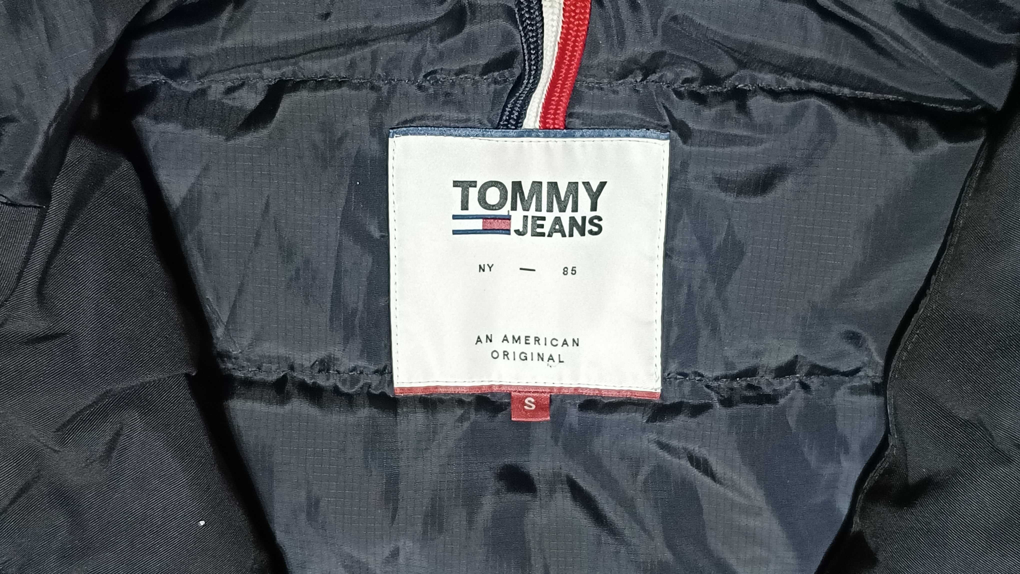 Zimowa kurtka puchowa TOMMY JEANS TECHNICAL DOWN r.S stan bardzo dobry