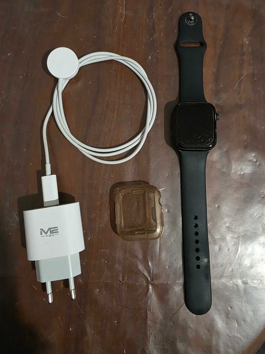 Apple Watch SE 44m
