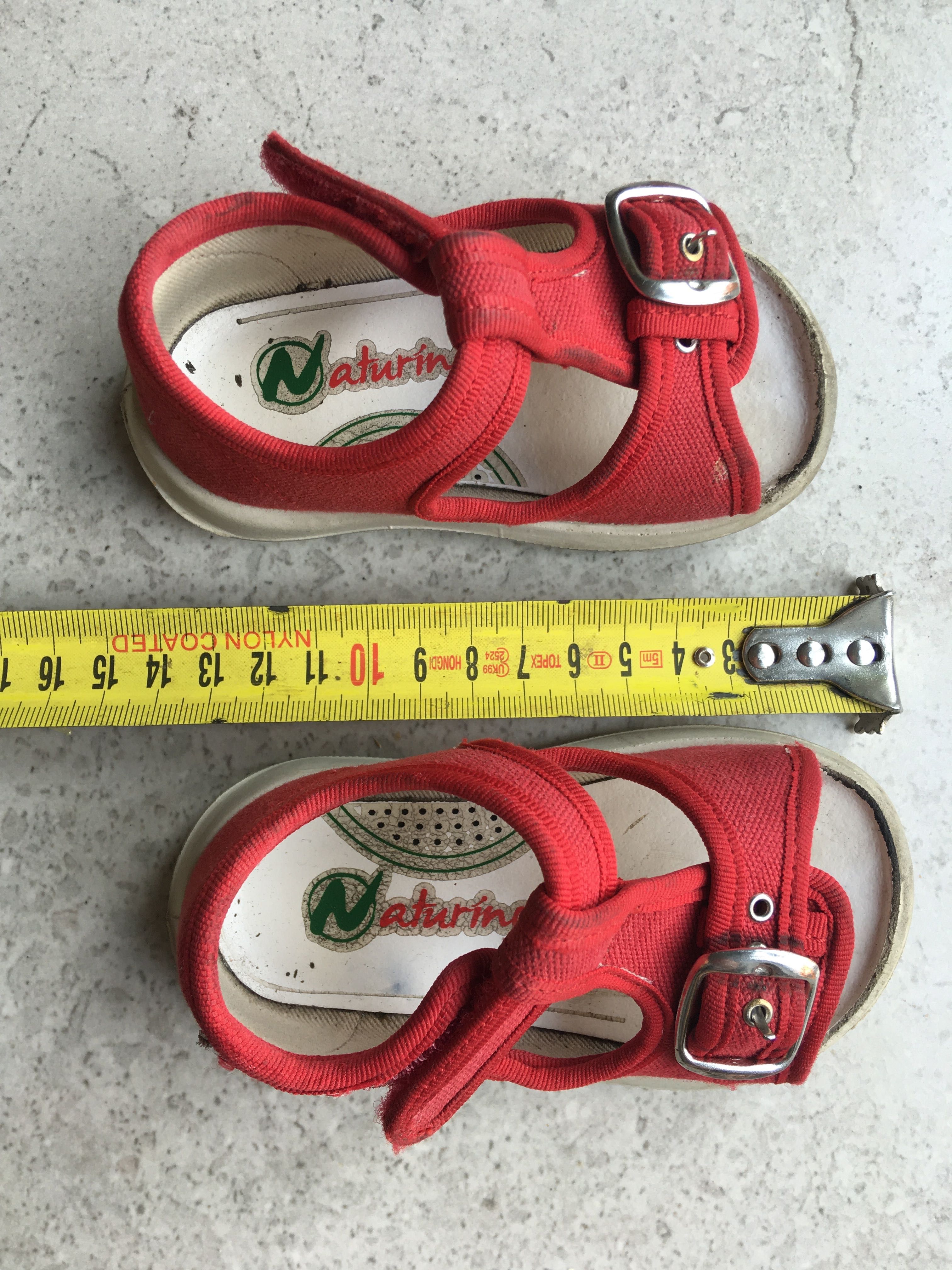 Sandały sandałki rozmiar 20 czerwone Naturin