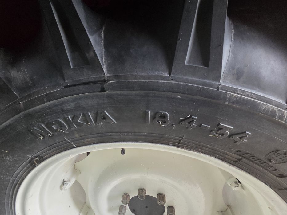 Koła 18.4R34 zetor