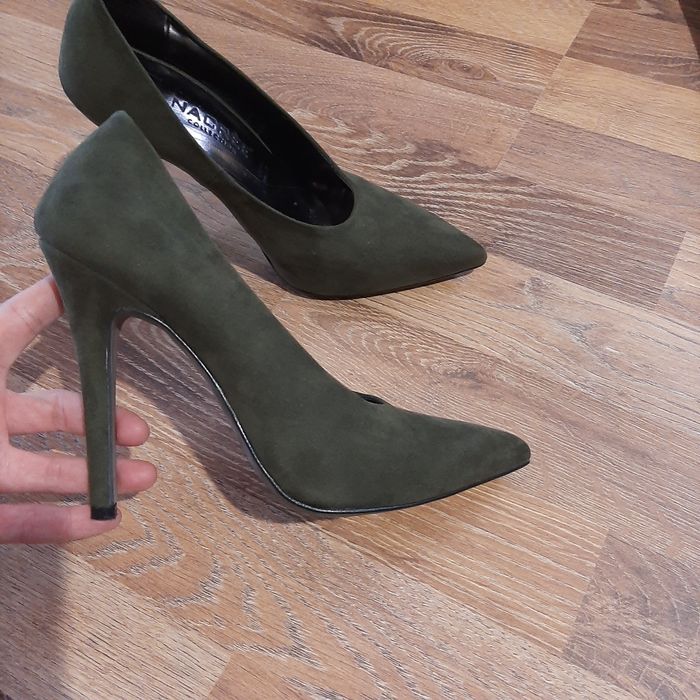 НОВІ туфлі Італія 36/37р