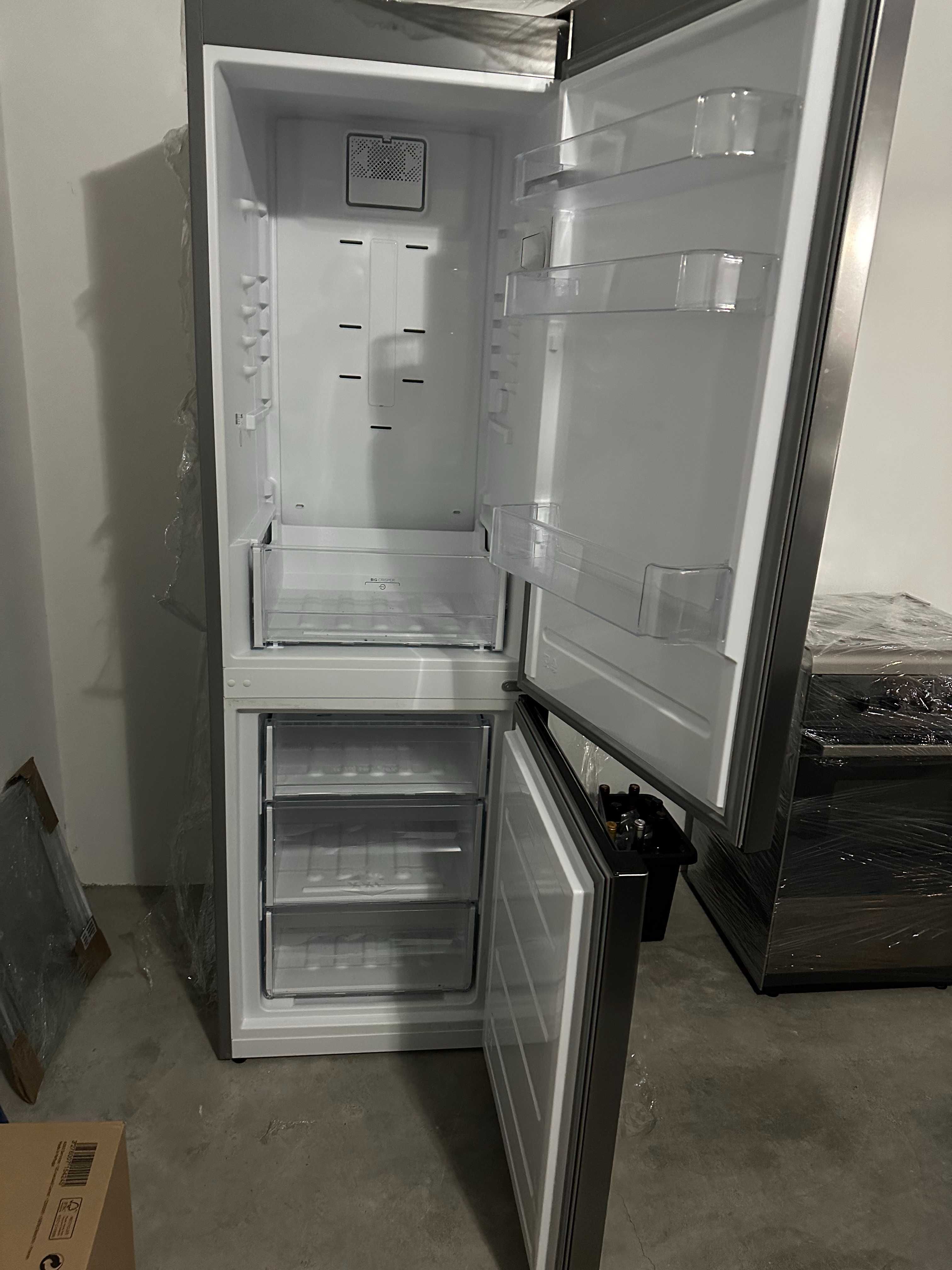 Frigorífico Combinado INDESIT XIT8 T2E X