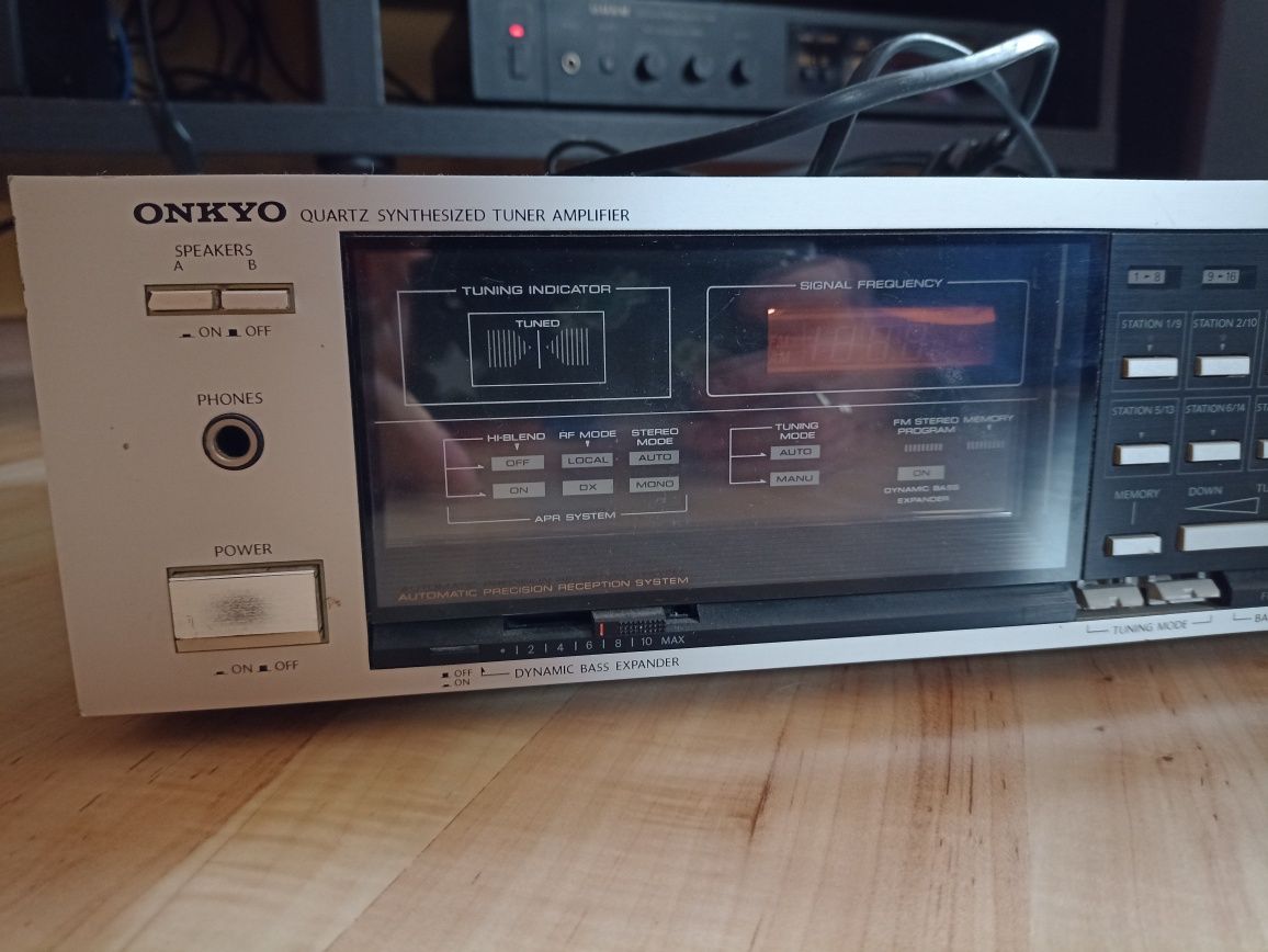 Radio wzmacniacz Onkyo TX-7330