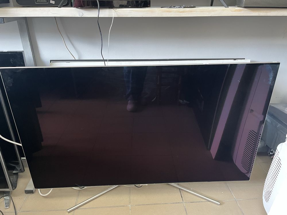 Телевізор Samsung Q7F QE55Q7FAMT  Smart TV з дефектом
