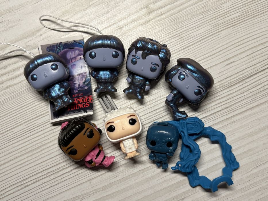 Kinder joy. Stranger things (дивні дива)