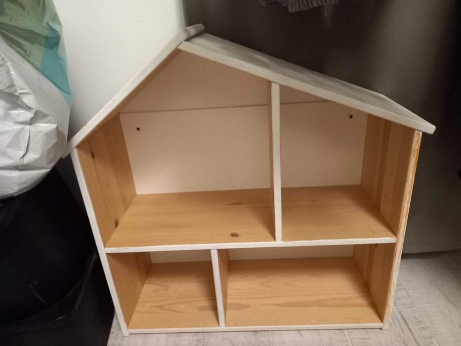 Domek/półka na zabawki