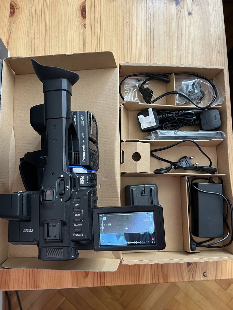 Kamera Panasonic HC-X1000 4K Video Camera