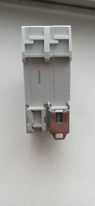 Трехпозиционный двухполюсный переключатель нагрузки JOYELEC  I-