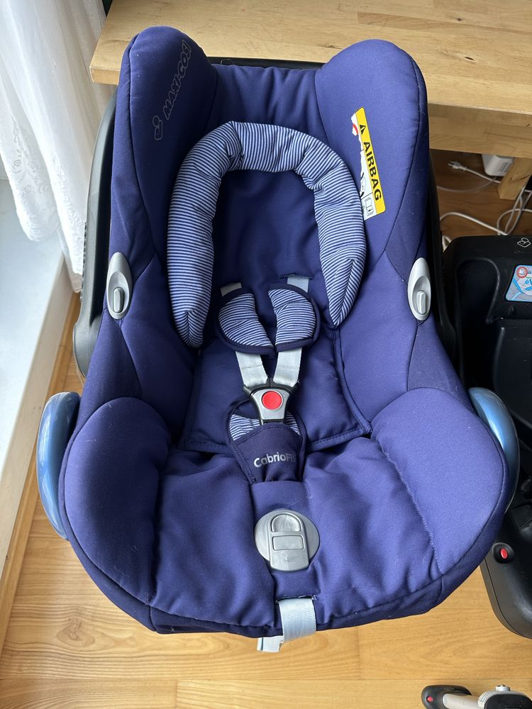 Fotelik 0-13 Maxi Cosi Cabrio Fix z bazą Easy Fix