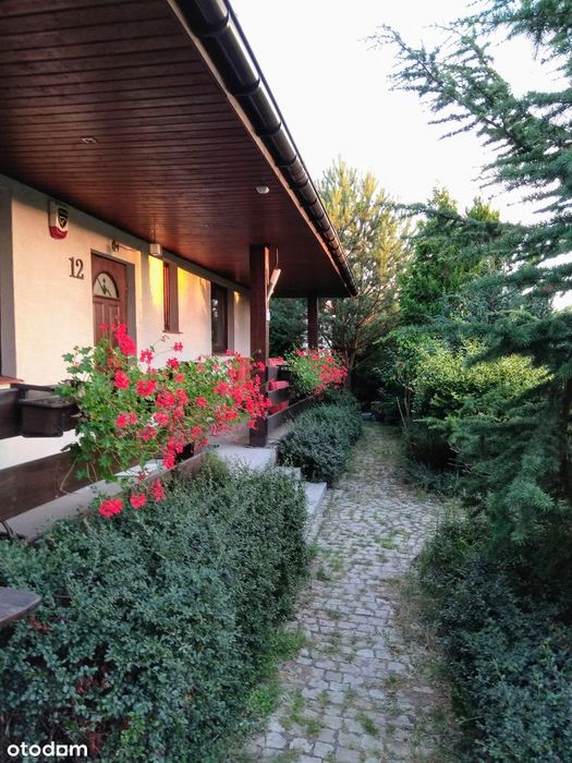 Dom z ogrodem i fotowoltaiką – Groblice, bez pośredników!