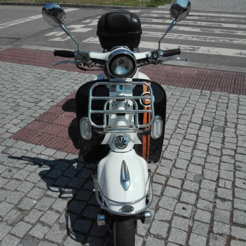 Vendo mota ZNEN VBB vespa 125cc