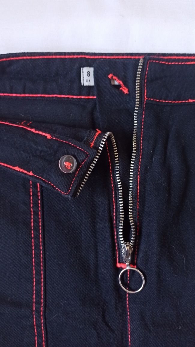 Mini saia preta com costuras neon S Denim Co